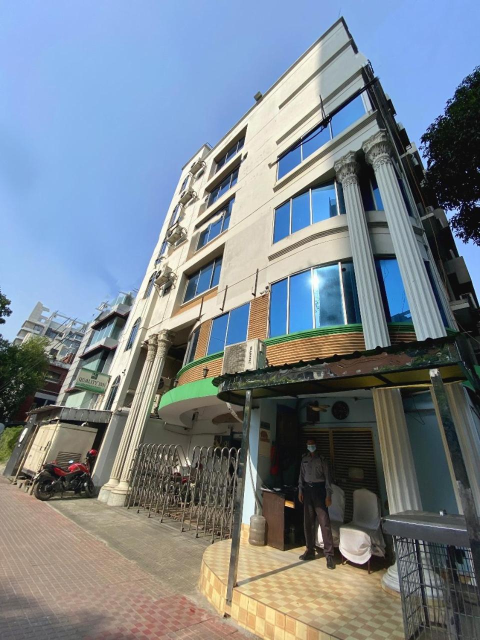 Quality Inn Dhaka Bagian luar foto