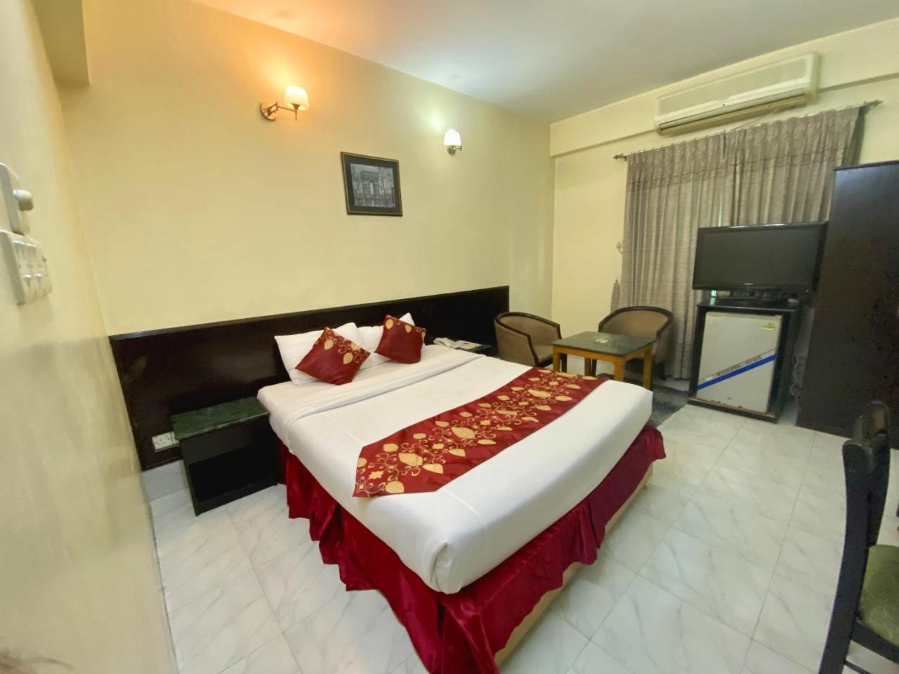 Quality Inn Dhaka Bagian luar foto