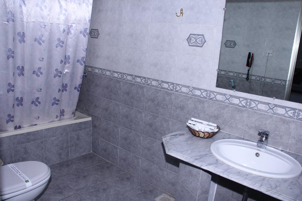 Quality Inn Dhaka Bagian luar foto